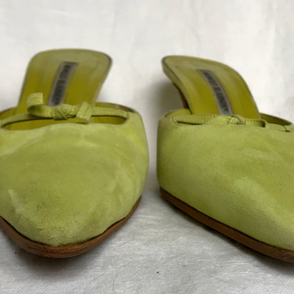 Manolo Blahnik Fresh Green Suede Mule Kittens - Picture 6 of 8